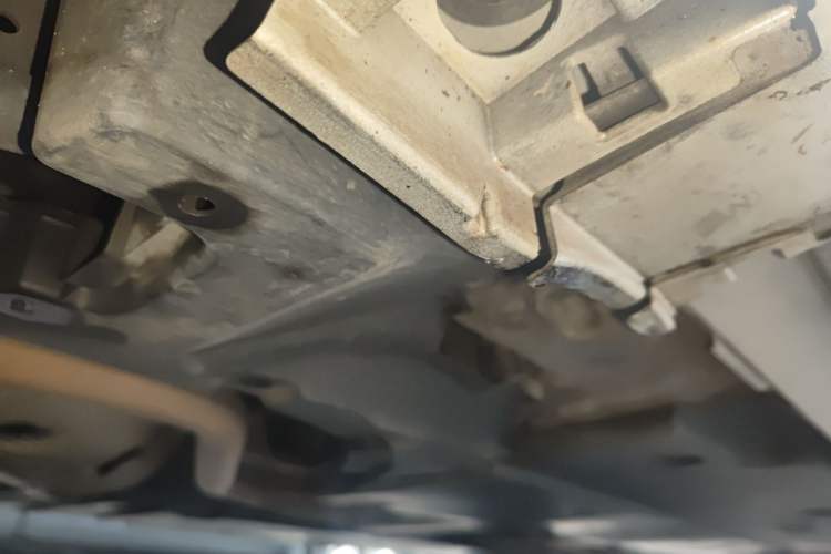 Used Toyota Corolla 2021 Dual-Motor 1.8L E-CVT Elite Edition Chassis Rear Right
