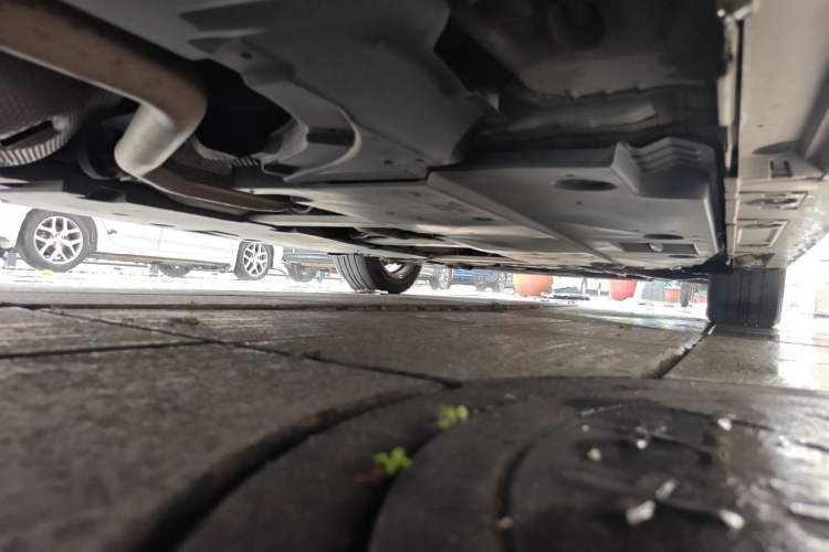 Used Toyota Corolla 2021 Dual-Motor 1.8L E-CVT Elite Edition Chassis Rear Right