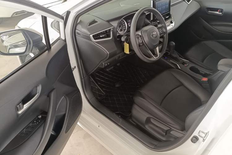 Used Toyota Corolla 2021 1.2T S-CVT Elite Edition Driver Seat