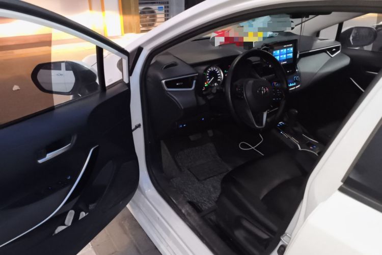 Used Toyota Corolla 2021 Dual-Motor 1.8L E-CVT Elite Edition Driver Seat