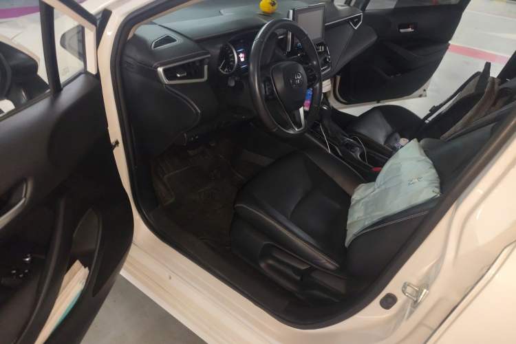 Used Toyota Corolla 2021 1.2T S-CVT Luxury Edition Driver Seat