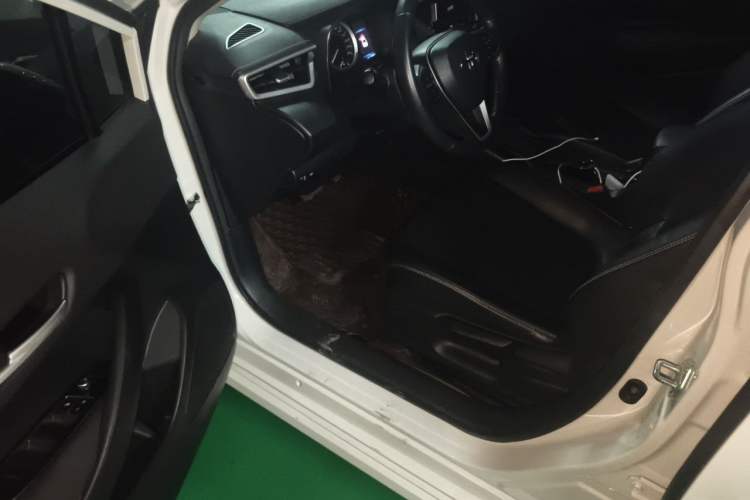 Used Toyota Corolla 2021 1.2T S-CVT Luxury Edition Driver Seat