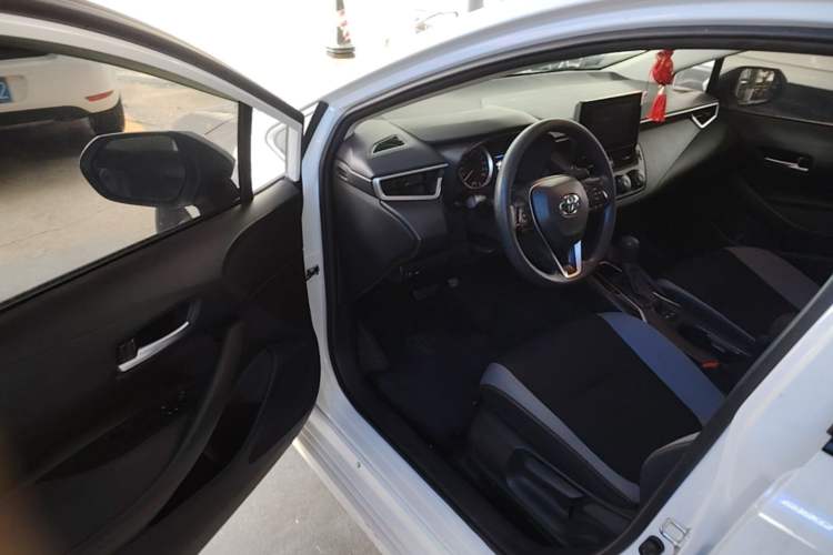 Used Toyota Corolla 2021 1.2T S-CVT Pioneer PLUS Edition Driver Seat