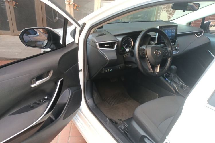 Used Toyota Corolla 2021 Dual-Motor 1.8L E-CVT Elite Edition Driver Seat