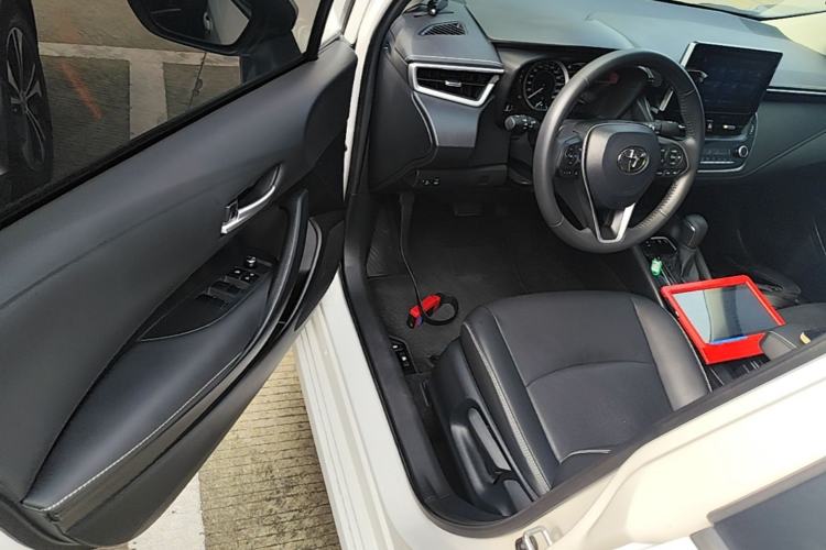 Used Toyota Corolla 2021 1.2T S-CVT Luxury Edition Driver Seat