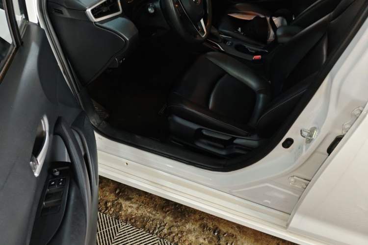Used Toyota Corolla 2021 1.2T S-CVT Pioneer PLUS Edition Driver Seat