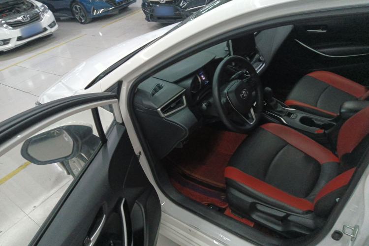 Used Toyota Corolla 2021 Dual-Engine 1.8L E-CVT Pioneer Edition Driver Seat