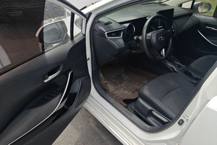 Used Toyota Corolla 2021 Dual-Engine 1.8L E-CVT Pioneer Edition Driver Seat