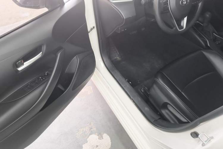 Used Toyota Corolla 2021 1.2T S-CVT Pioneer Edition Driver Seat