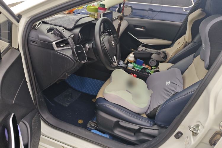 Used Toyota Corolla 2021 Dual-Motor 1.8L E-CVT Elite Edition Driver Seat