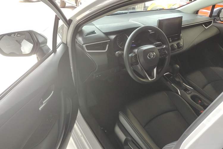 Used Toyota Corolla 2021 1.2T S-CVT Pioneer PLUS Edition Driver Seat