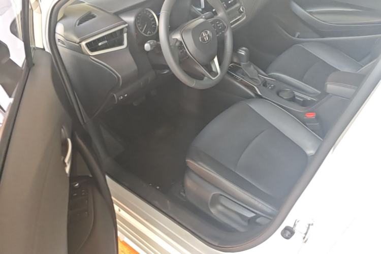 Used Toyota Corolla 2021 1.2T S-CVT Luxury Edition Driver Seat