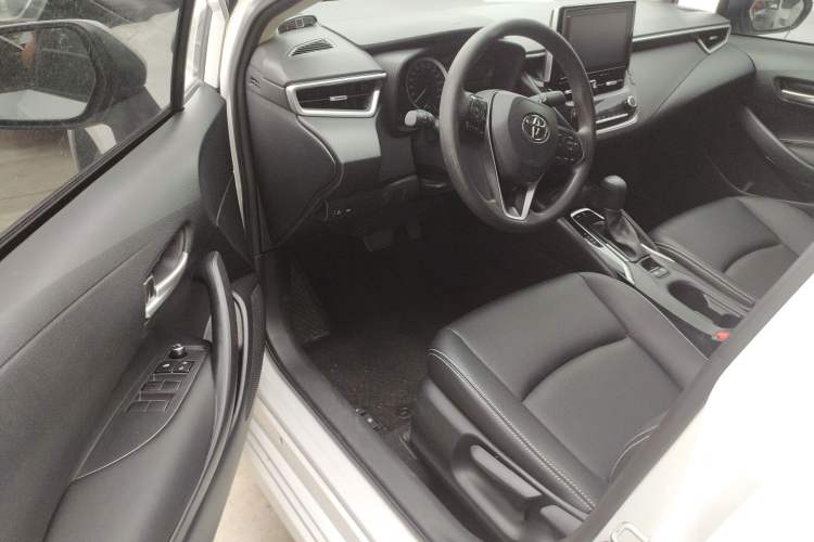 Used Toyota Corolla 2021 TNGA 1.5L CVT Elite Edition Driver Seat