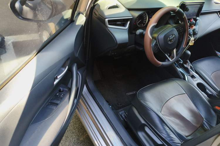 Used Toyota Corolla 2021 1.2T S-CVT Pioneer PLUS Edition Driver Seat