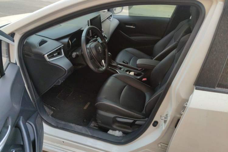 Used Toyota Corolla 2021 1.2T S-CVT Luxury Edition Driver Seat