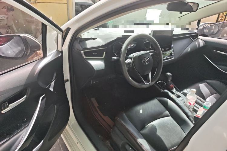 Used Toyota Corolla 2021 Dual-Motor 1.8L E-CVT Elite Edition Driver Seat