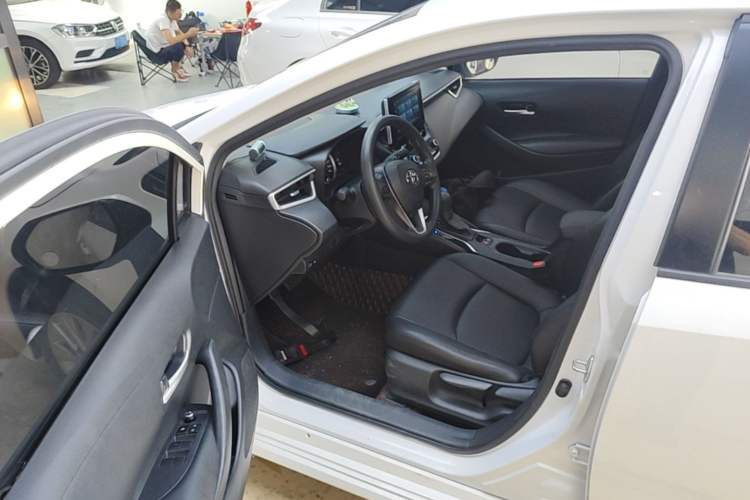 Used Toyota Corolla 2021 1.2T S-CVT Elite Edition Driver Seat
