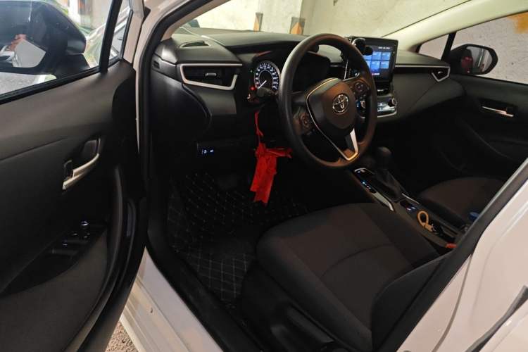 Used Toyota Corolla 2021 TNGA 1.5L CVT Elite Edition Driver Seat