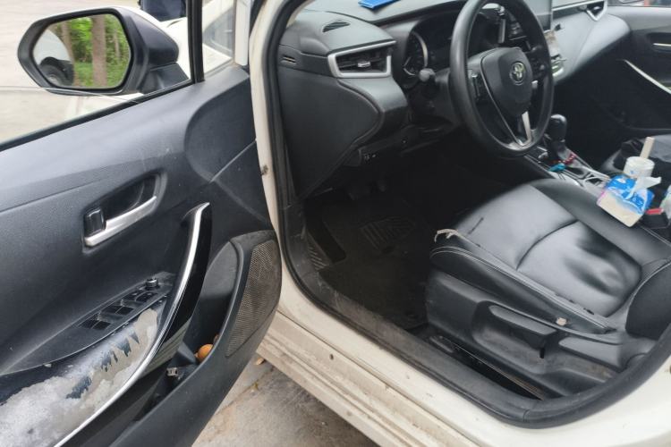 Used Toyota Corolla 2021 Dual-Motor 1.8L E-CVT Elite Edition Driver Seat
