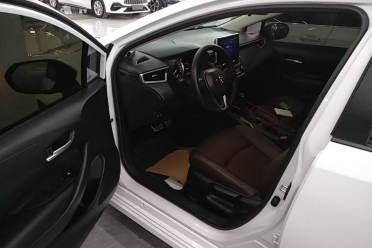 Used Toyota Corolla 2021 TNGA 1.5L CVT Elite Edition Driver Seat