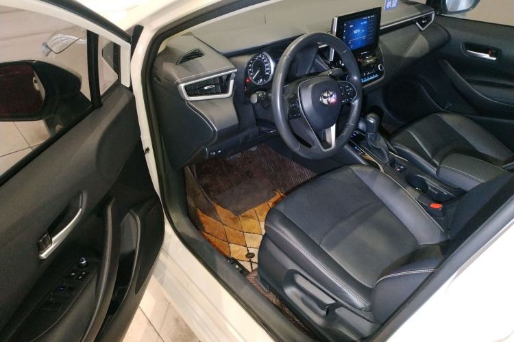 Used Toyota Corolla 2021 1.2T S-CVT Luxury Edition Driver Seat