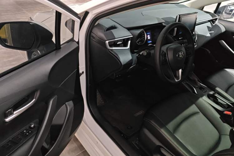 Used Toyota Corolla 2021 1.2T S-CVT Elite PLUS Edition Driver Seat