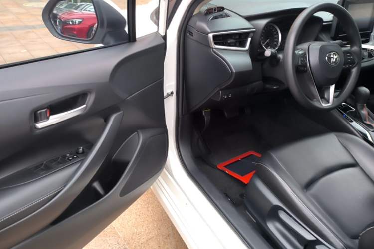 Used Toyota Corolla 2021 1.2T S-CVT Pioneer PLUS Edition Driver Seat