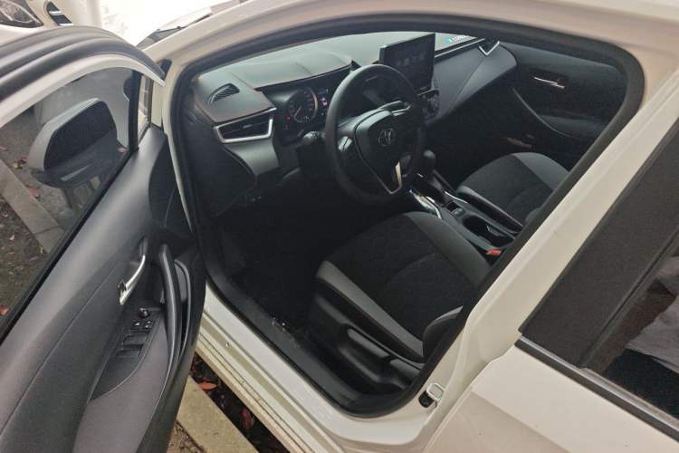 Used Toyota Corolla 2021 1.2T S-CVT Pioneer Edition Driver Seat