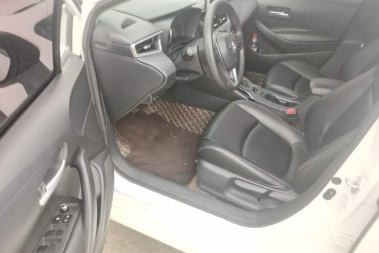 Used Toyota Corolla 2021 1.2T S-CVT Elite Edition Driver Seat