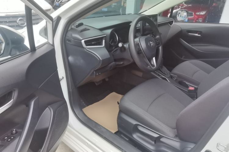 Used Toyota Corolla 2021 1.2T S-CVT Pioneer Edition Driver Seat