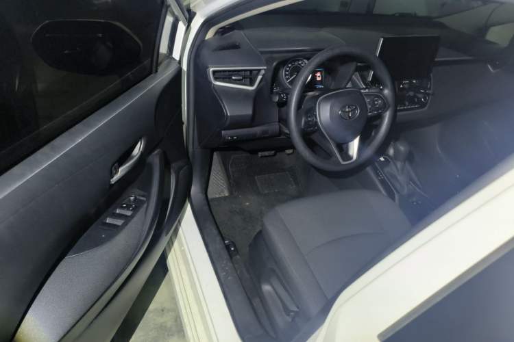Used Toyota Corolla 2021 TNGA 1.5L CVT Elite Edition Driver Seat