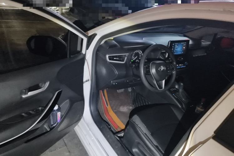 Used Toyota Corolla 2021 Dual-Motor 1.8L E-CVT Elite Edition Driver Seat