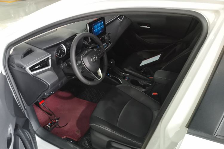 Used Toyota Corolla 2021 1.2T S-CVT Luxury Edition Driver Seat