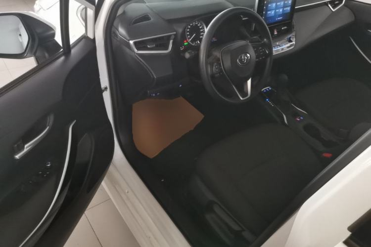 Used Toyota Corolla 2021 Dual-Motor 1.8L E-CVT Elite Edition Driver Seat