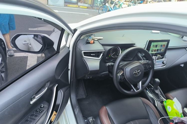 Used Toyota Corolla 2021 Dual-Engine 1.8L E-CVT Pioneer Edition Driver Seat