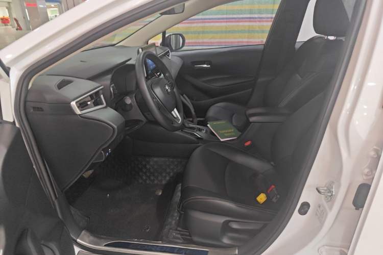 Used Toyota Corolla 2021 TNGA 1.5L CVT Elite Edition Driver Seat