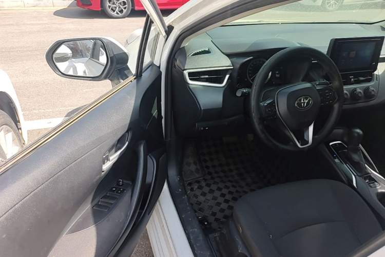Used Toyota Corolla 2021 TNGA 1.5L CVT Pioneer Edition Driver Seat