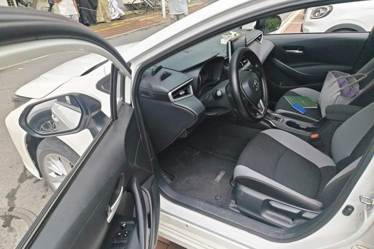 Used Toyota Corolla 2021 1.2T S-CVT Elite PLUS Edition Driver Seat