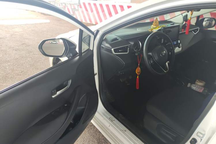 Used Toyota Corolla 2021 TNGA 1.5L CVT Elite Edition Driver Seat