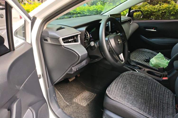 Used Toyota Corolla 2021 1.2T S-CVT Elite Edition Driver Seat