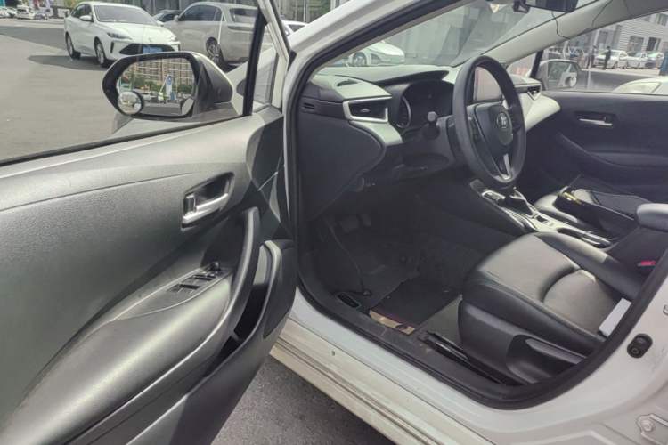 Used Toyota Corolla 2021 1.2T S-CVT Pioneer PLUS Edition Driver Seat