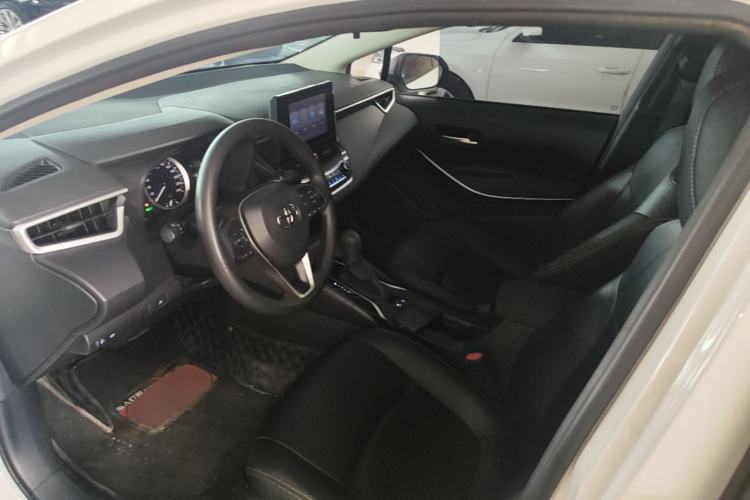 Used Toyota Corolla 2021 Dual-Engine 1.8L E-CVT Pioneer Edition Driver Seat