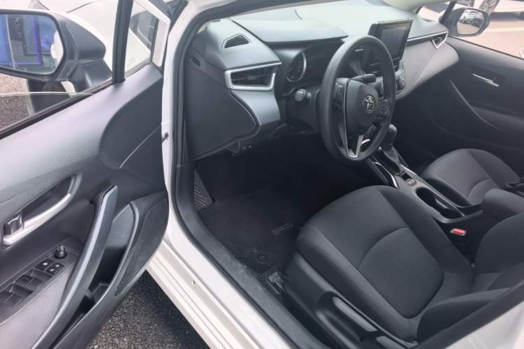 Used Toyota Corolla 2021 1.2T S-CVT Pioneer Edition Driver Seat