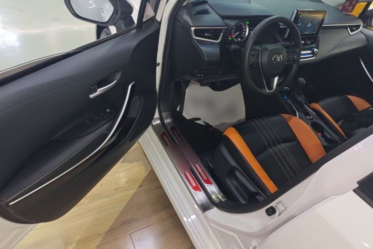 Used Toyota Corolla 2021 Dual-Motor 1.8L E-CVT Elite Edition Driver Seat
