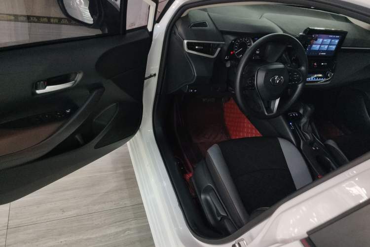 Used Toyota Corolla 2021 1.2T S-CVT Elite PLUS Edition Driver Seat