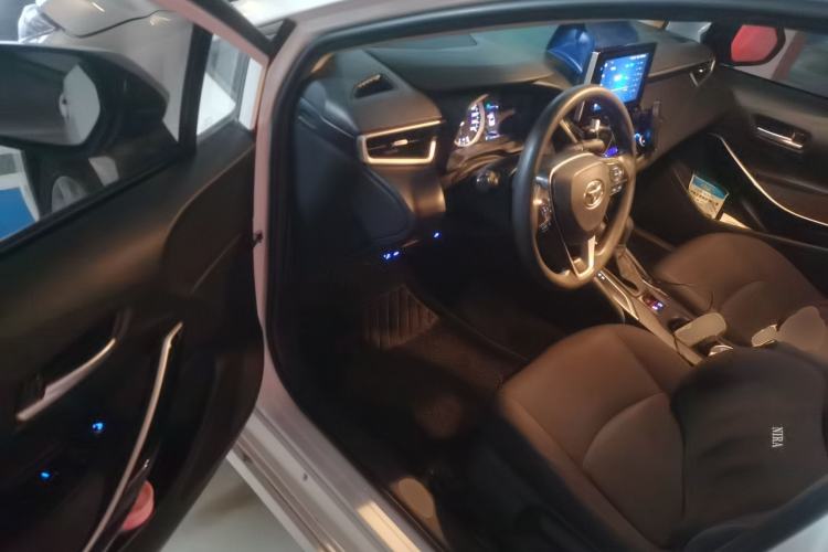 Used Toyota Corolla 2021 Dual-Motor 1.8L E-CVT Elite Edition Driver Seat