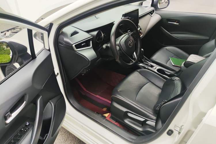 Used Toyota Corolla 2021 1.2T S-CVT Luxury Edition Driver Seat