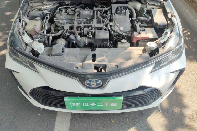 Used Toyota Corolla 2021 Dual-Motor 1.8L E-CVT Elite Edition Engine Bay