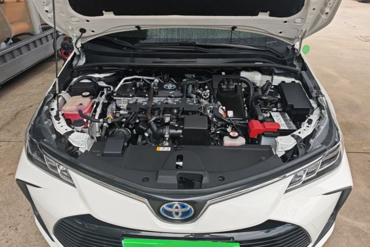 Used Toyota Corolla 2021 Dual-Motor 1.8L E-CVT Elite Edition Engine Bay