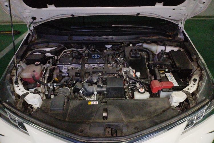 Used Toyota Corolla 2021 Dual-Motor 1.8L E-CVT Elite Edition Engine Bay